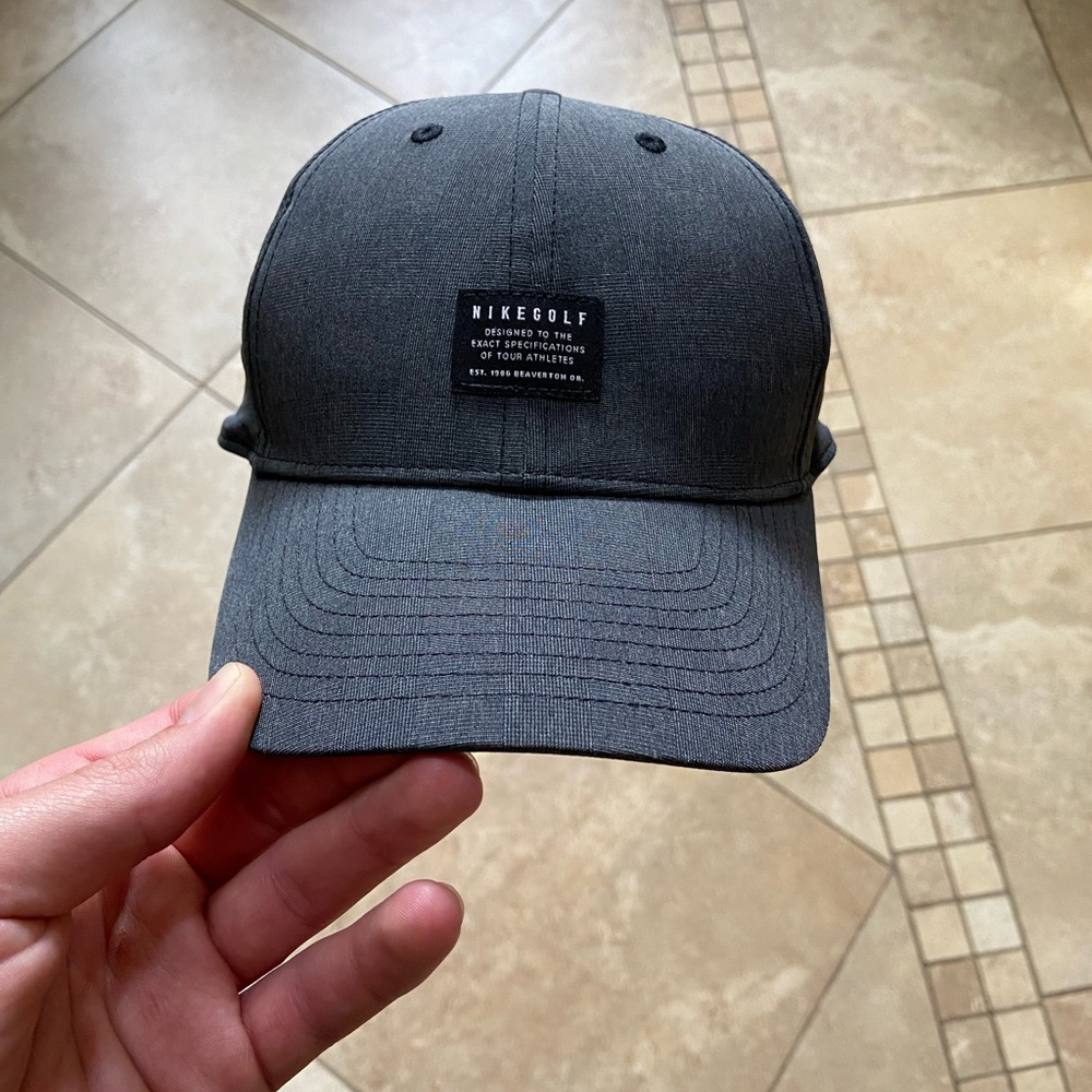 Nike golf strap back hat
